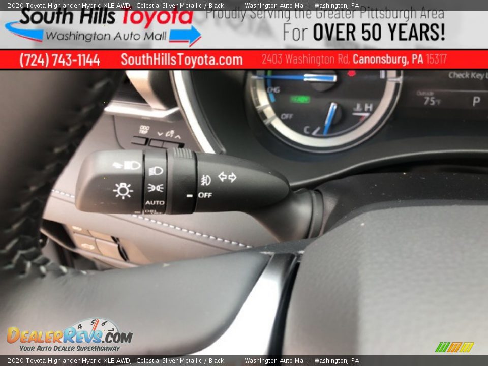 2020 Toyota Highlander Hybrid XLE AWD Celestial Silver Metallic / Black Photo #26