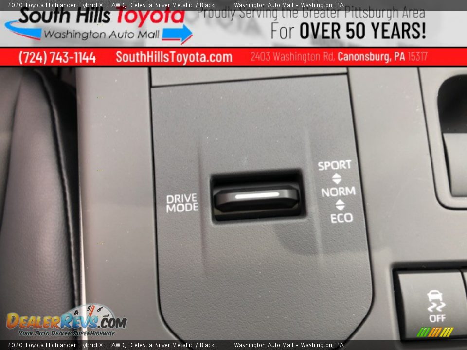 2020 Toyota Highlander Hybrid XLE AWD Celestial Silver Metallic / Black Photo #30