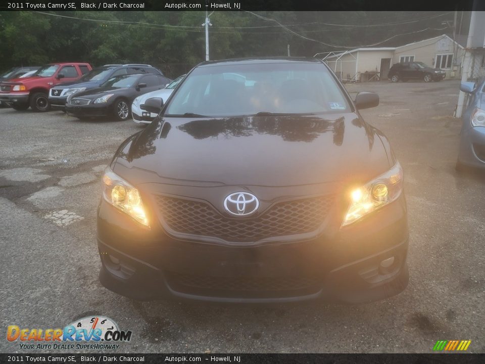 2011 Toyota Camry SE Black / Dark Charcoal Photo #7