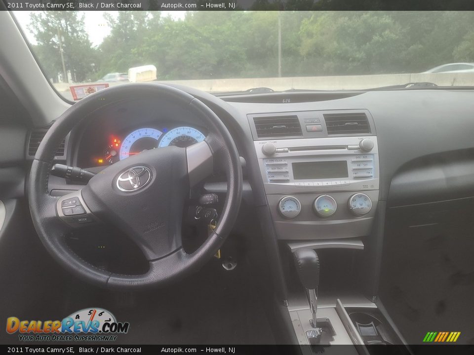 2011 Toyota Camry SE Black / Dark Charcoal Photo #10