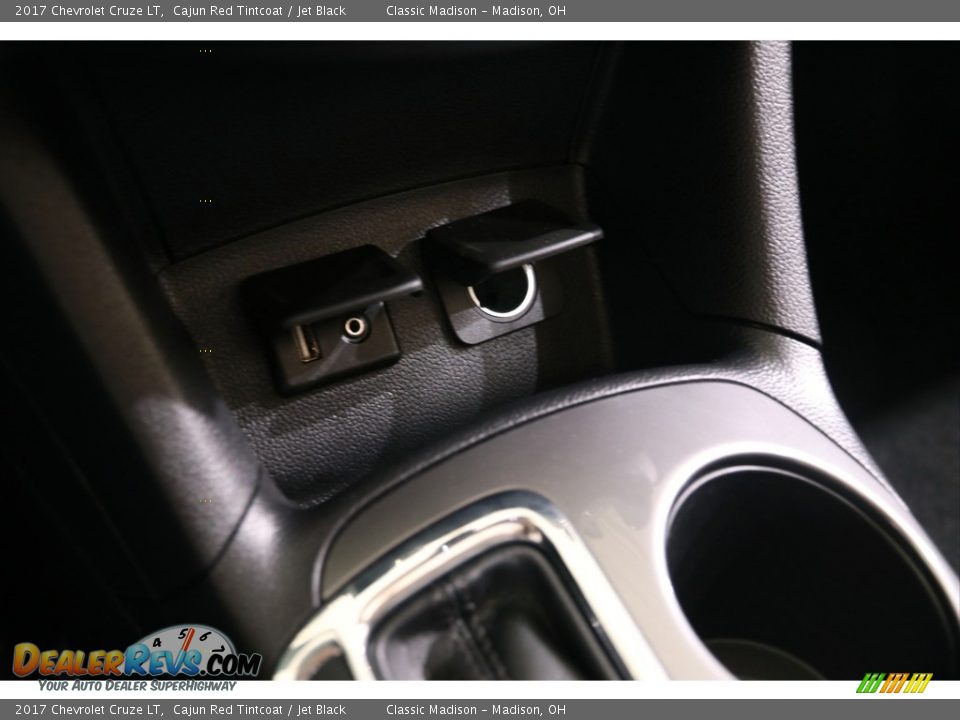 2017 Chevrolet Cruze LT Cajun Red Tintcoat / Jet Black Photo #18