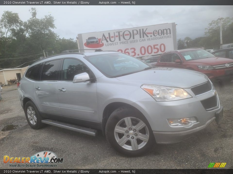 2010 Chevrolet Traverse LT AWD Silver Ice Metallic / Ebony Photo #1