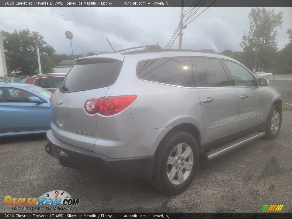 2010 Chevrolet Traverse LT AWD Silver Ice Metallic / Ebony Photo #3