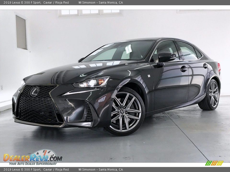 Front 3/4 View of 2019 Lexus IS 300 F Sport Photo #12