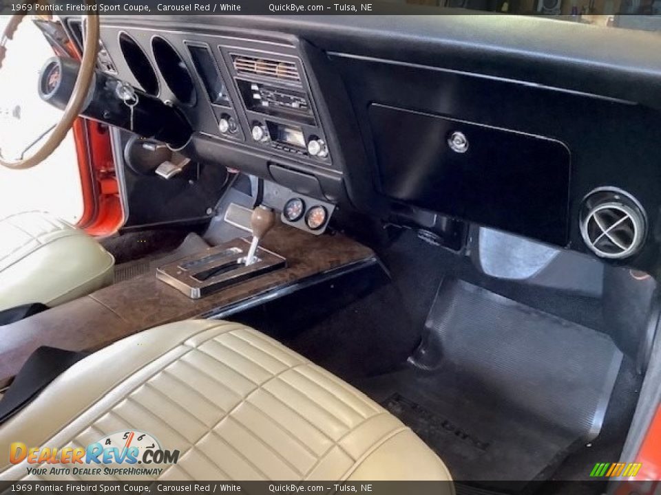 1969 Pontiac Firebird Sport Coupe Carousel Red / White Photo #21