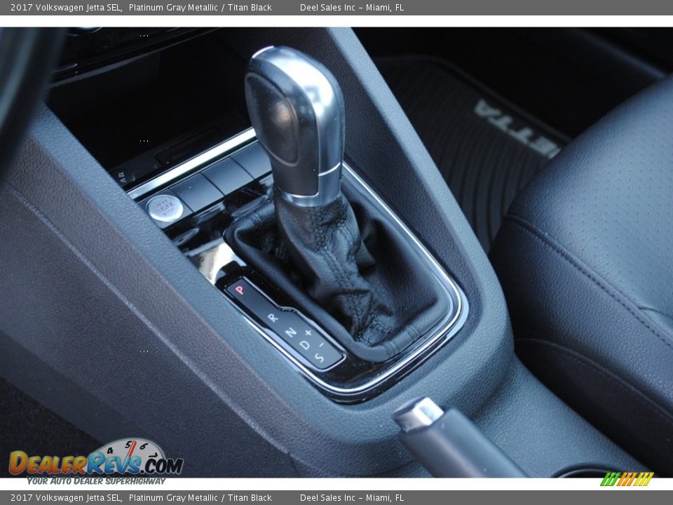 2017 Volkswagen Jetta SEL Shifter Photo #13