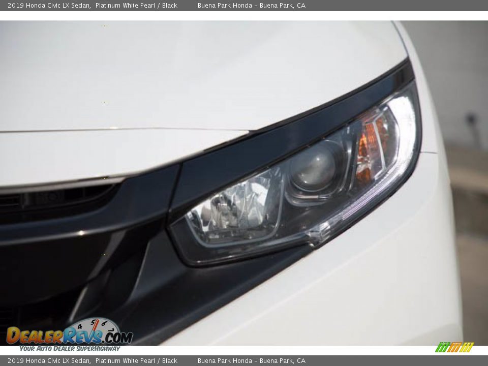 2019 Honda Civic LX Sedan Platinum White Pearl / Black Photo #9