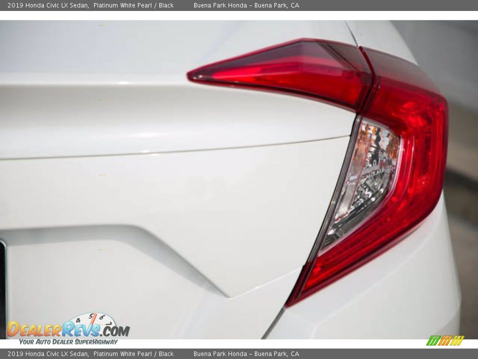 2019 Honda Civic LX Sedan Platinum White Pearl / Black Photo #13