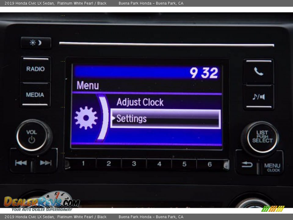 2019 Honda Civic LX Sedan Platinum White Pearl / Black Photo #25