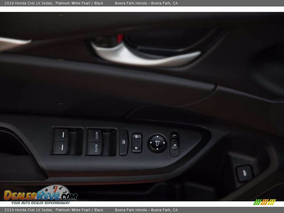 2019 Honda Civic LX Sedan Platinum White Pearl / Black Photo #29