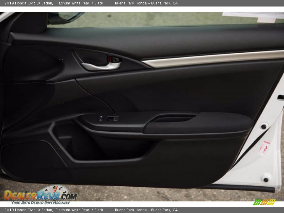 2019 Honda Civic LX Sedan Platinum White Pearl / Black Photo #32