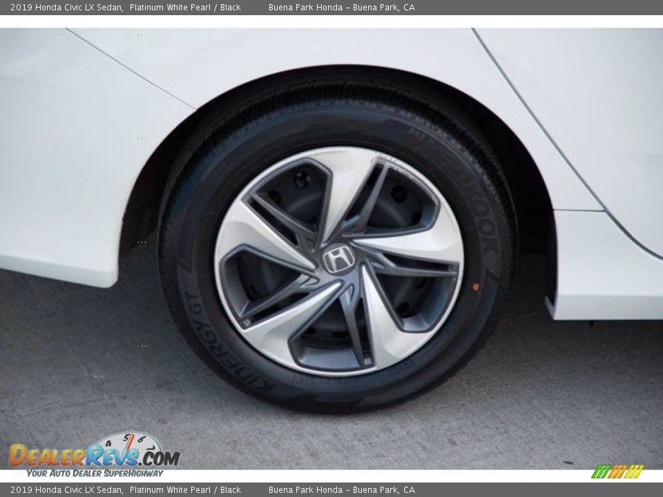 2019 Honda Civic LX Sedan Platinum White Pearl / Black Photo #34