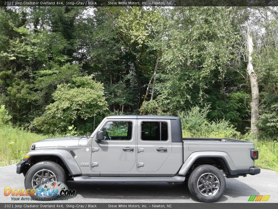 Sting-Gray 2021 Jeep Gladiator Overland 4x4 Photo #1