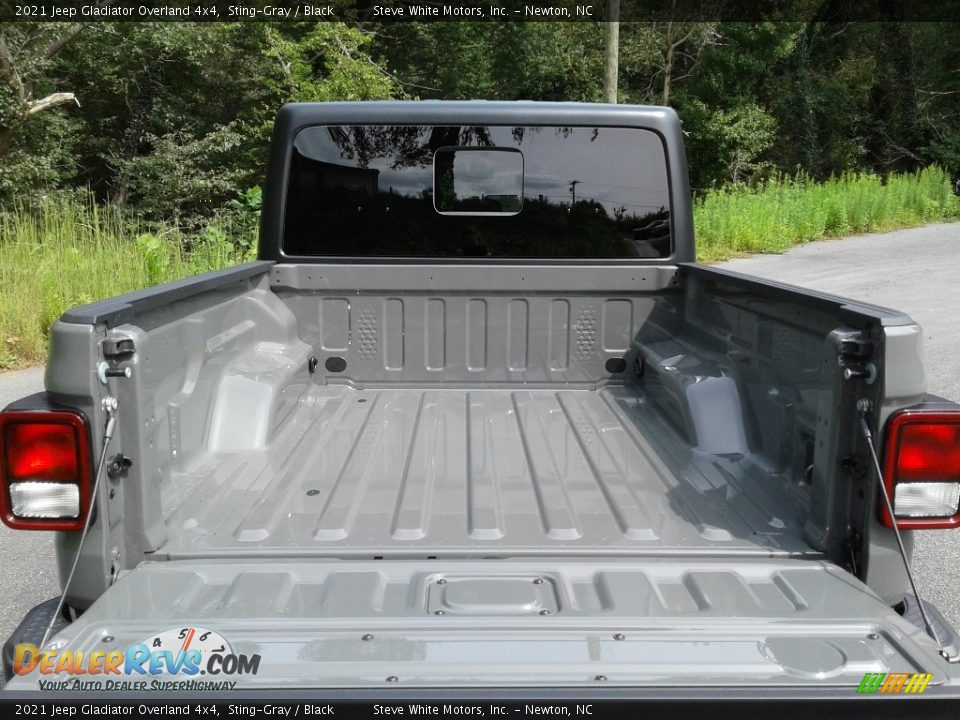 2021 Jeep Gladiator Overland 4x4 Sting-Gray / Black Photo #8