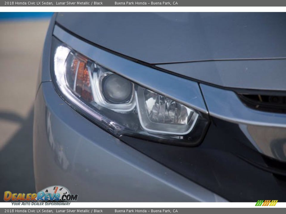 2018 Honda Civic LX Sedan Lunar Silver Metallic / Black Photo #8