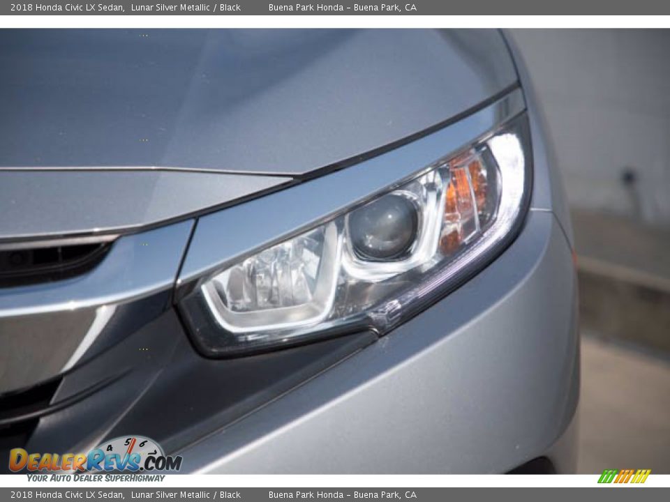 2018 Honda Civic LX Sedan Lunar Silver Metallic / Black Photo #9