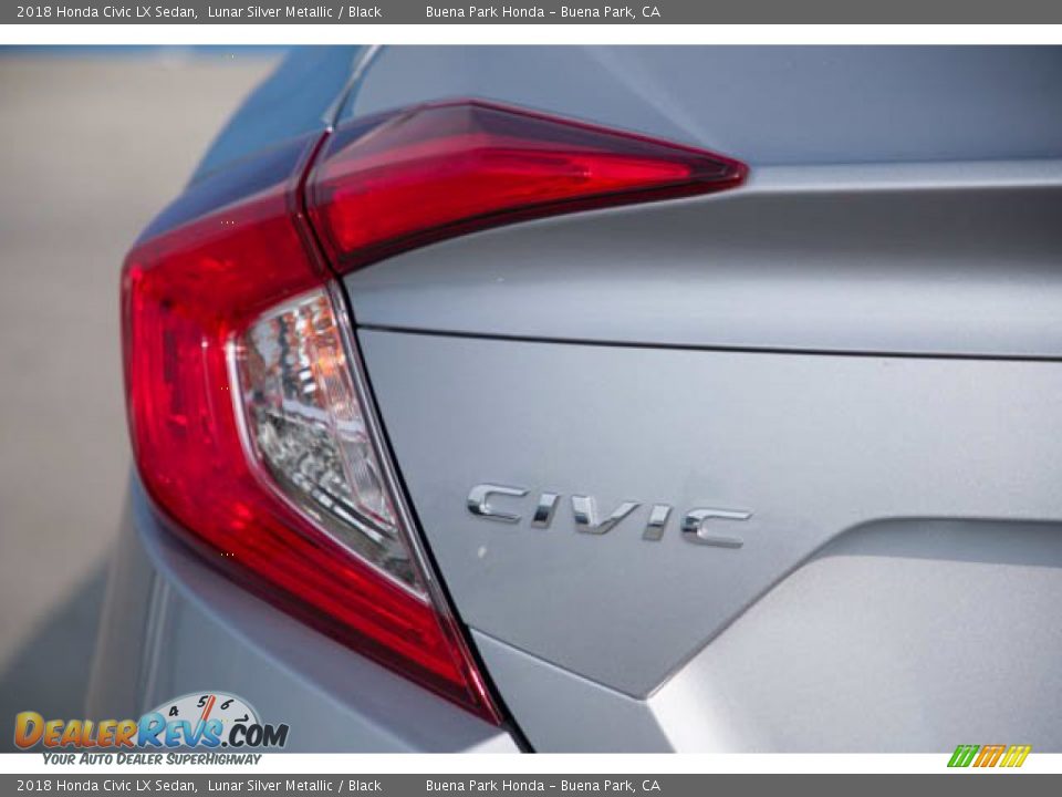 2018 Honda Civic LX Sedan Lunar Silver Metallic / Black Photo #12