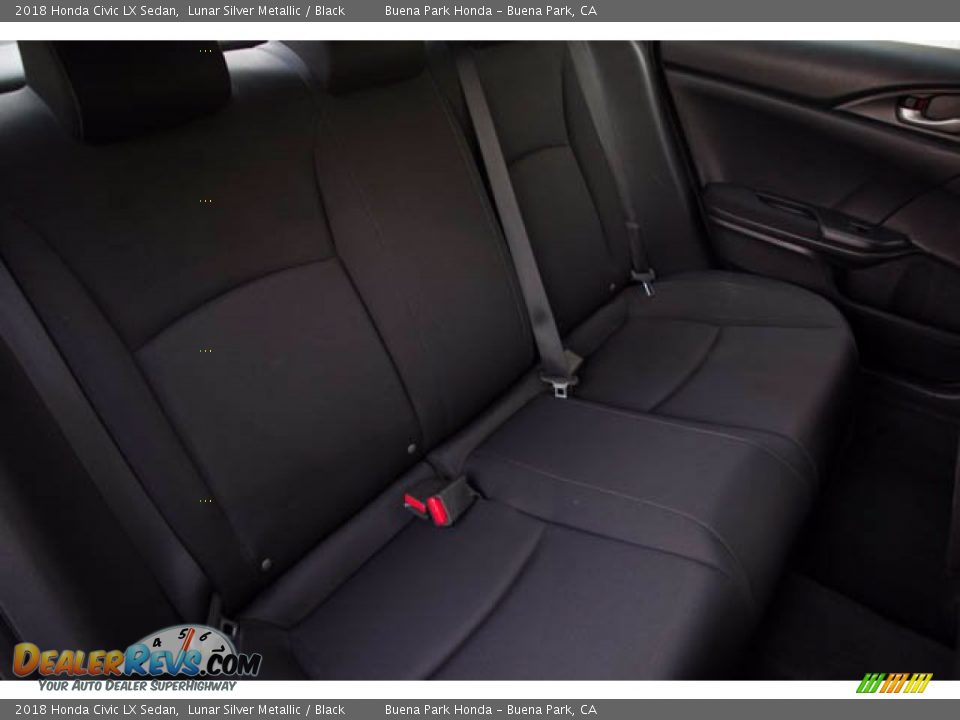 2018 Honda Civic LX Sedan Lunar Silver Metallic / Black Photo #23