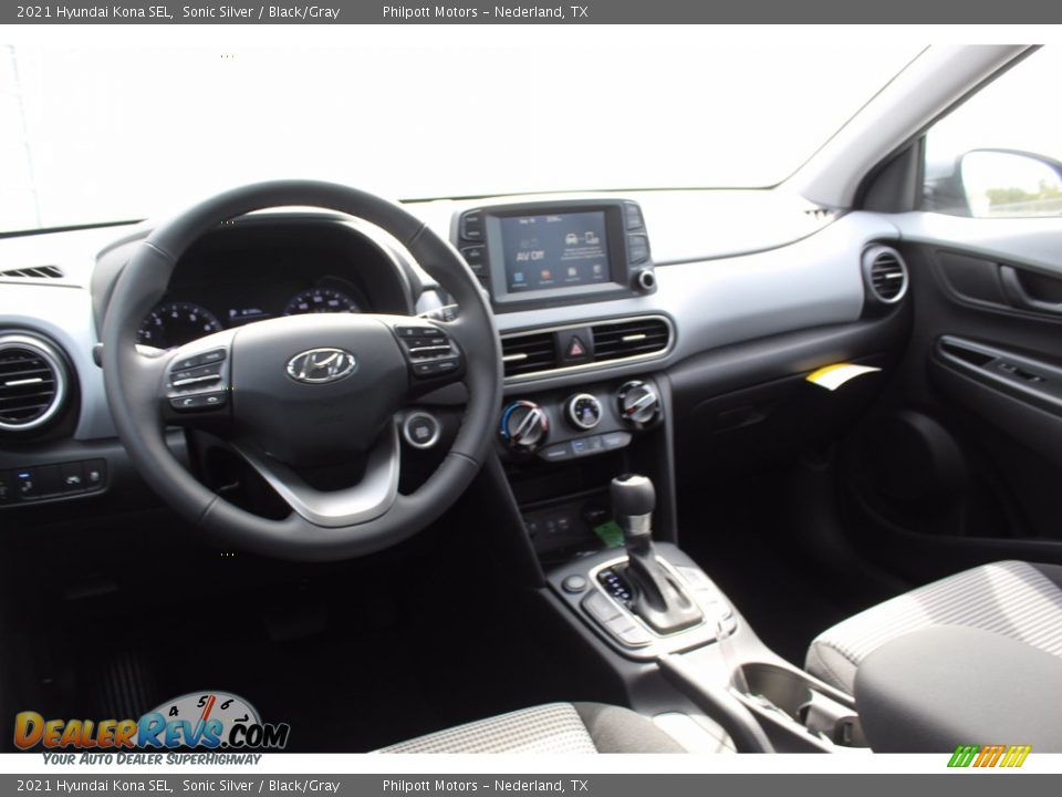 2021 Hyundai Kona SEL Sonic Silver / Black/Gray Photo #21