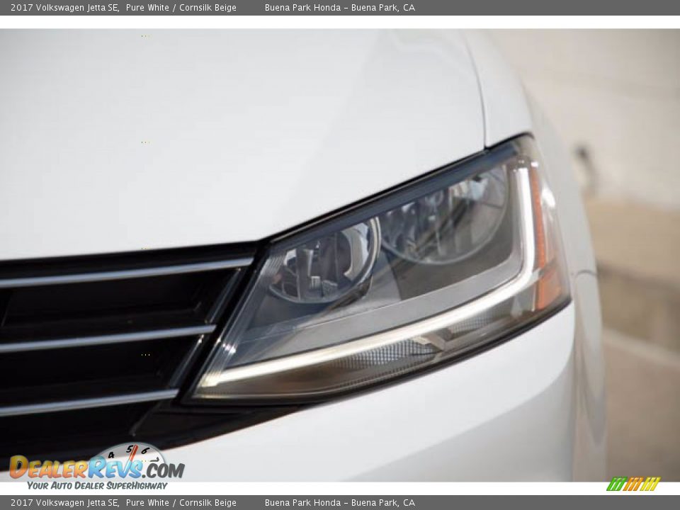 2017 Volkswagen Jetta SE Pure White / Cornsilk Beige Photo #9