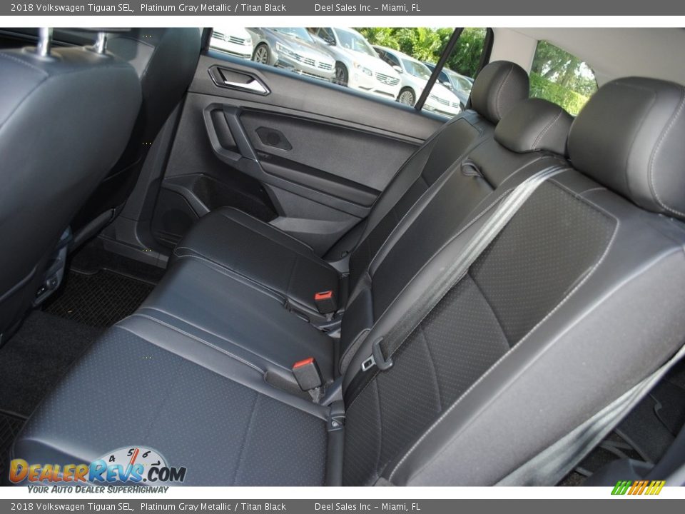 2018 Volkswagen Tiguan SEL Platinum Gray Metallic / Titan Black Photo #11