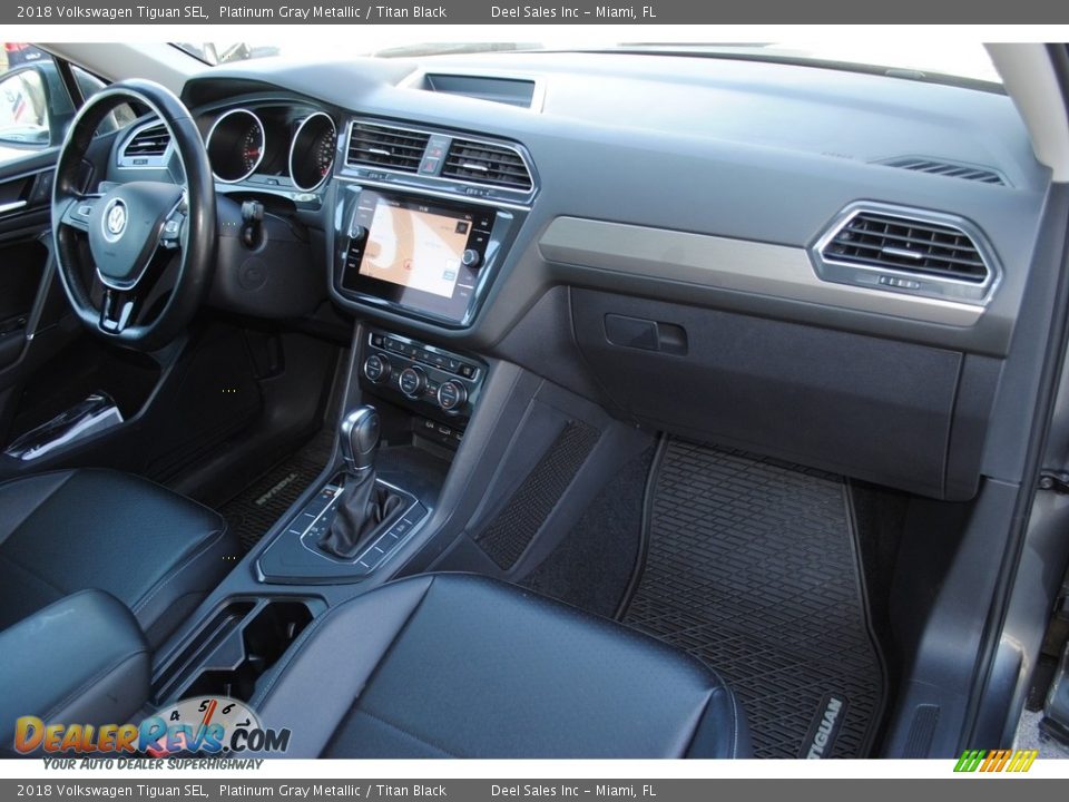 2018 Volkswagen Tiguan SEL Platinum Gray Metallic / Titan Black Photo #18