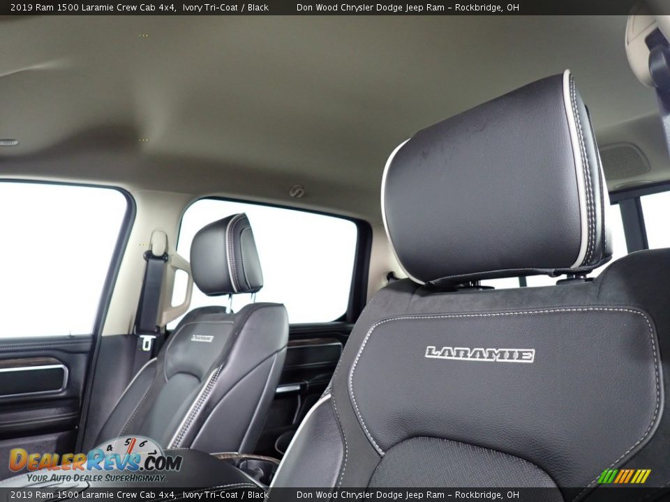 2019 Ram 1500 Laramie Crew Cab 4x4 Ivory Tri–Coat / Black Photo #2