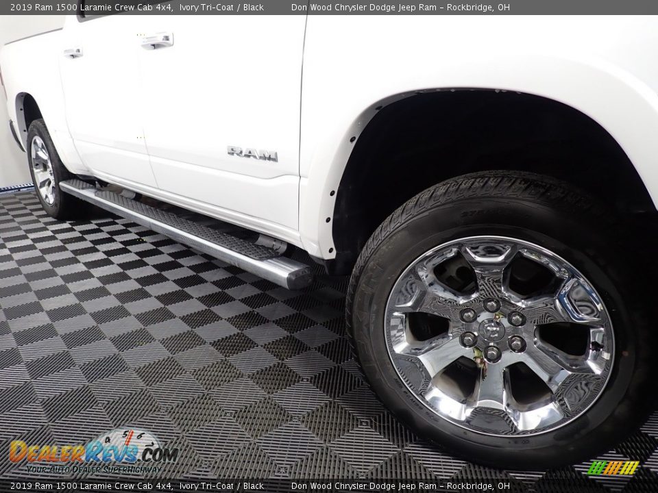2019 Ram 1500 Laramie Crew Cab 4x4 Ivory Tri–Coat / Black Photo #7