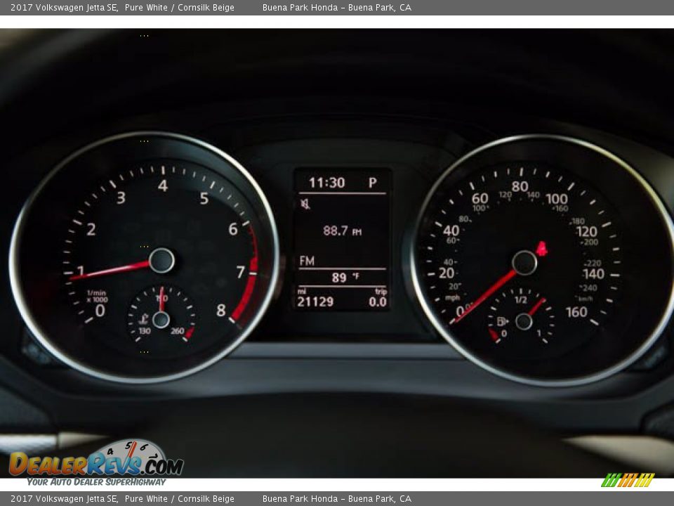 2017 Volkswagen Jetta SE Pure White / Cornsilk Beige Photo #29