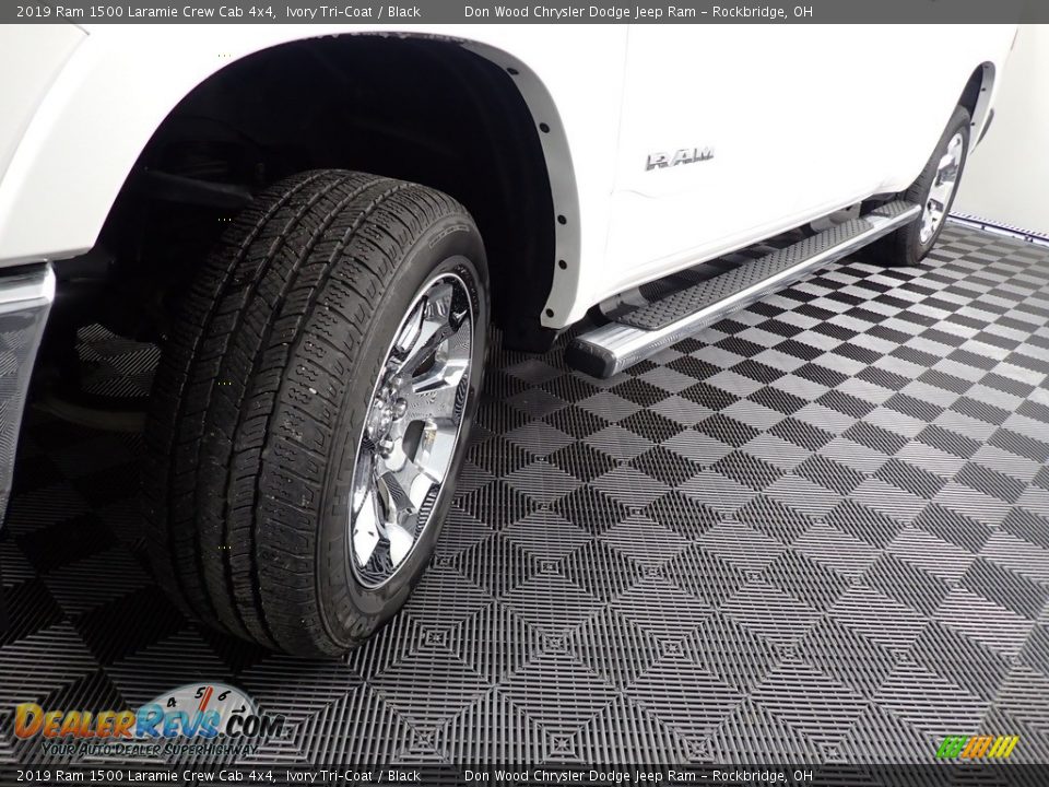 2019 Ram 1500 Laramie Crew Cab 4x4 Ivory Tri–Coat / Black Photo #12