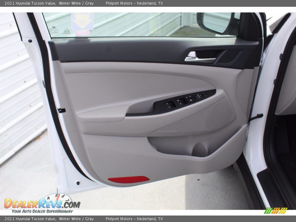 2021 Hyundai Tucson Value Winter White / Gray Photo #9