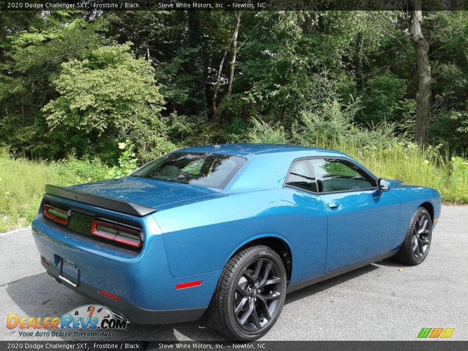 2020 Dodge Challenger SXT Frostbite / Black Photo #6