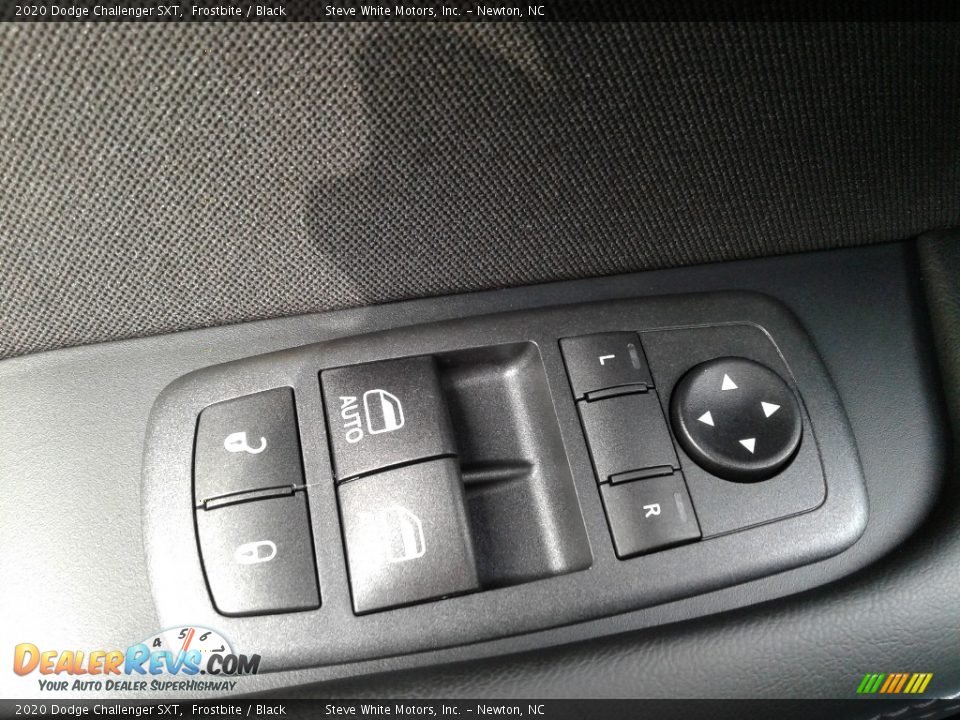 2020 Dodge Challenger SXT Frostbite / Black Photo #11
