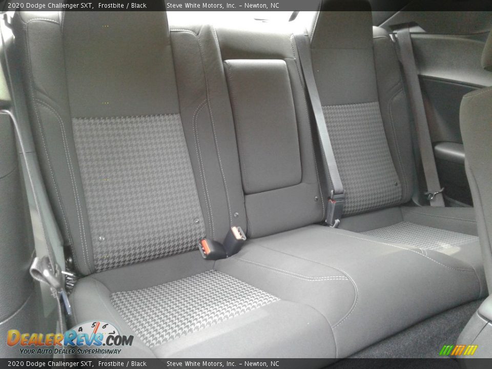2020 Dodge Challenger SXT Frostbite / Black Photo #14