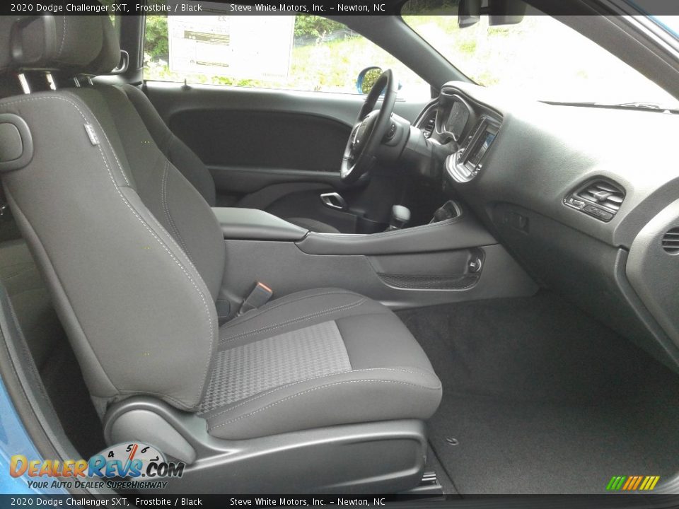 2020 Dodge Challenger SXT Frostbite / Black Photo #15