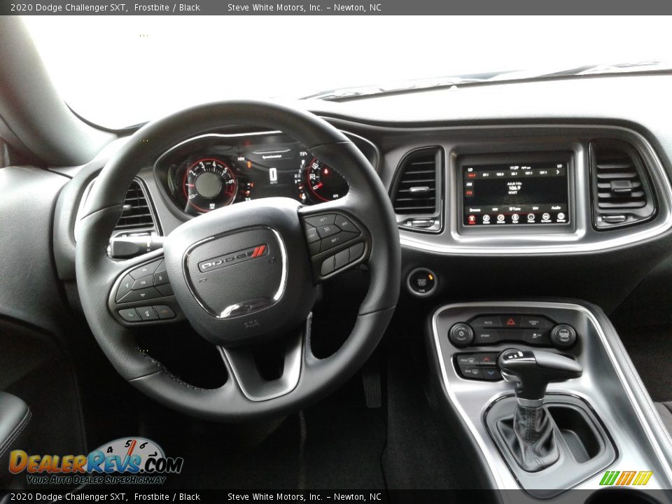 2020 Dodge Challenger SXT Frostbite / Black Photo #16