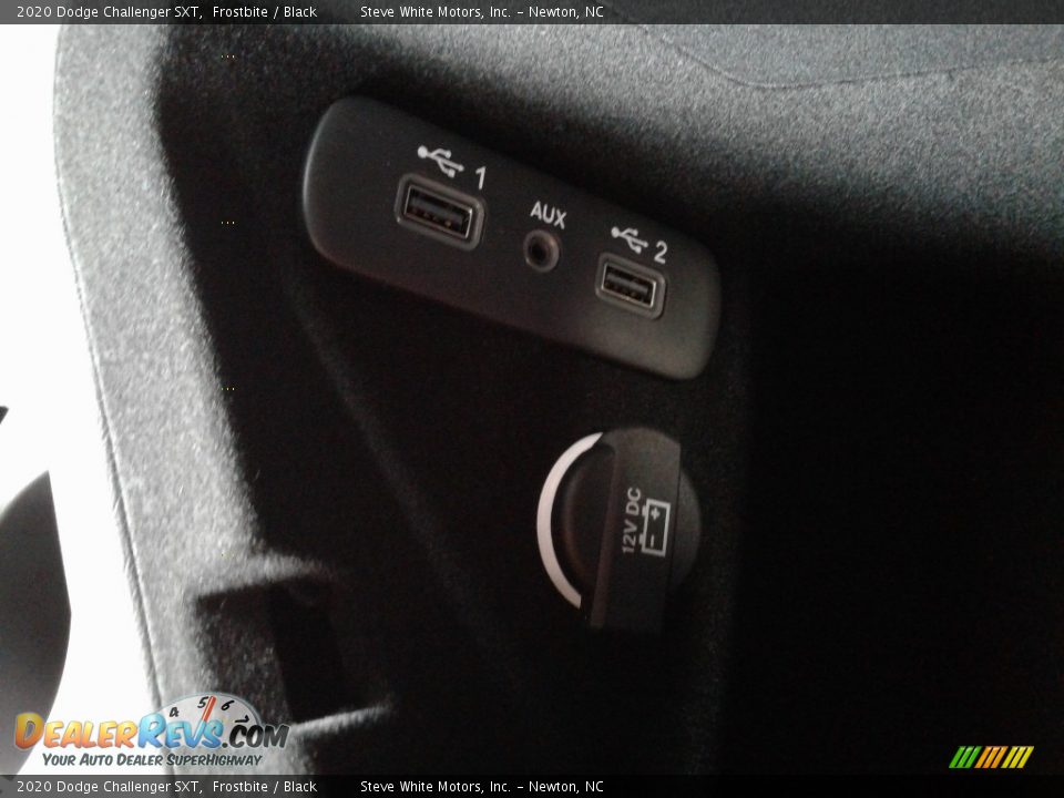 2020 Dodge Challenger SXT Frostbite / Black Photo #24