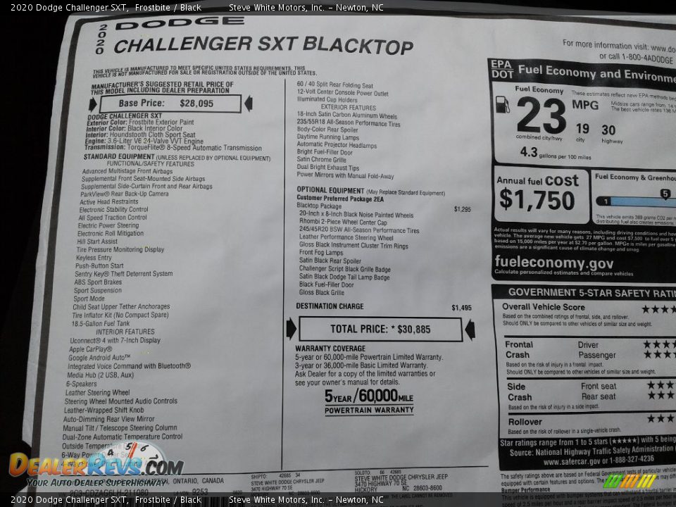 2020 Dodge Challenger SXT Frostbite / Black Photo #25