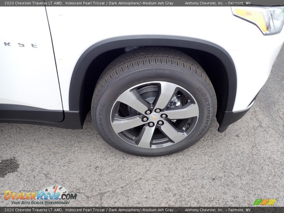 2020 Chevrolet Traverse LT AWD Iridescent Pearl Tricoat / Dark Atmosphere/­Medium Ash Gray Photo #2