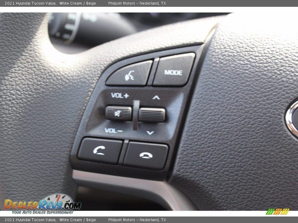 2021 Hyundai Tucson Value White Cream / Beige Photo #11