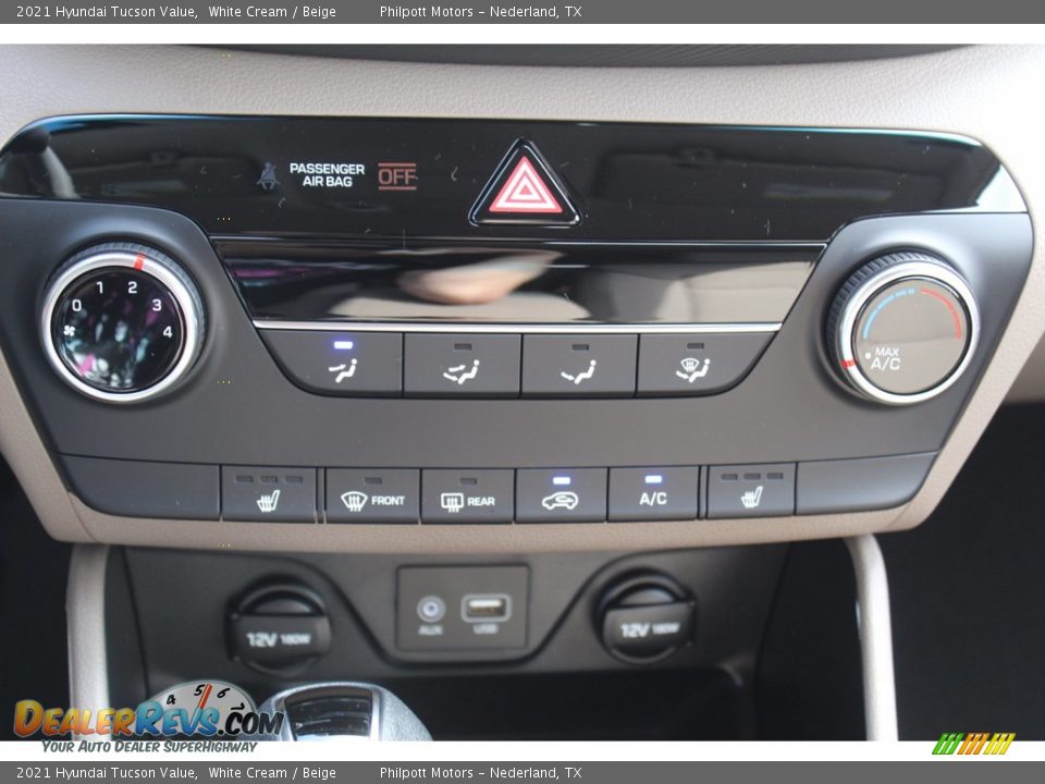 2021 Hyundai Tucson Value White Cream / Beige Photo #17