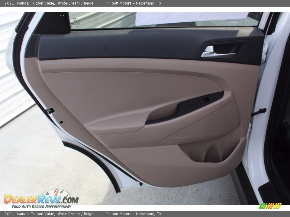 2021 Hyundai Tucson Value White Cream / Beige Photo #20