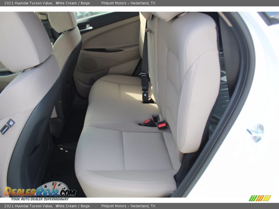 2021 Hyundai Tucson Value White Cream / Beige Photo #21