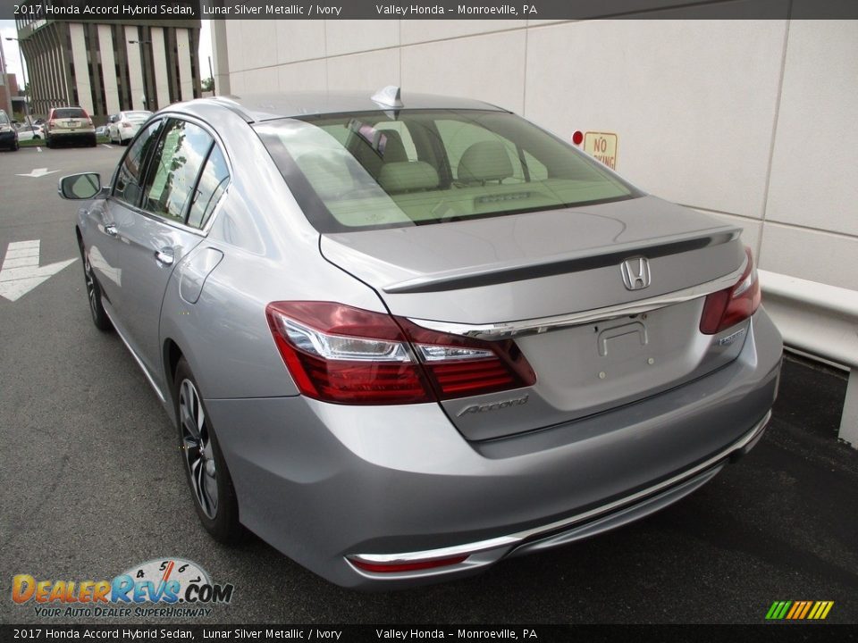 2017 Honda Accord Hybrid Sedan Lunar Silver Metallic / Ivory Photo #3