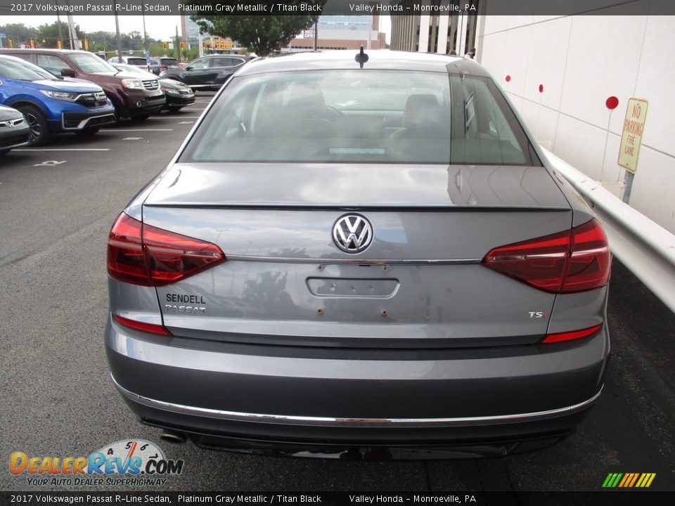 2017 Volkswagen Passat R-Line Sedan Platinum Gray Metallic / Titan Black Photo #4