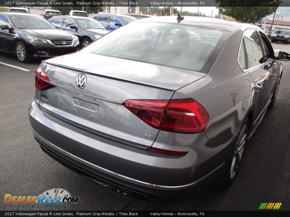 2017 Volkswagen Passat R-Line Sedan Platinum Gray Metallic / Titan Black Photo #5