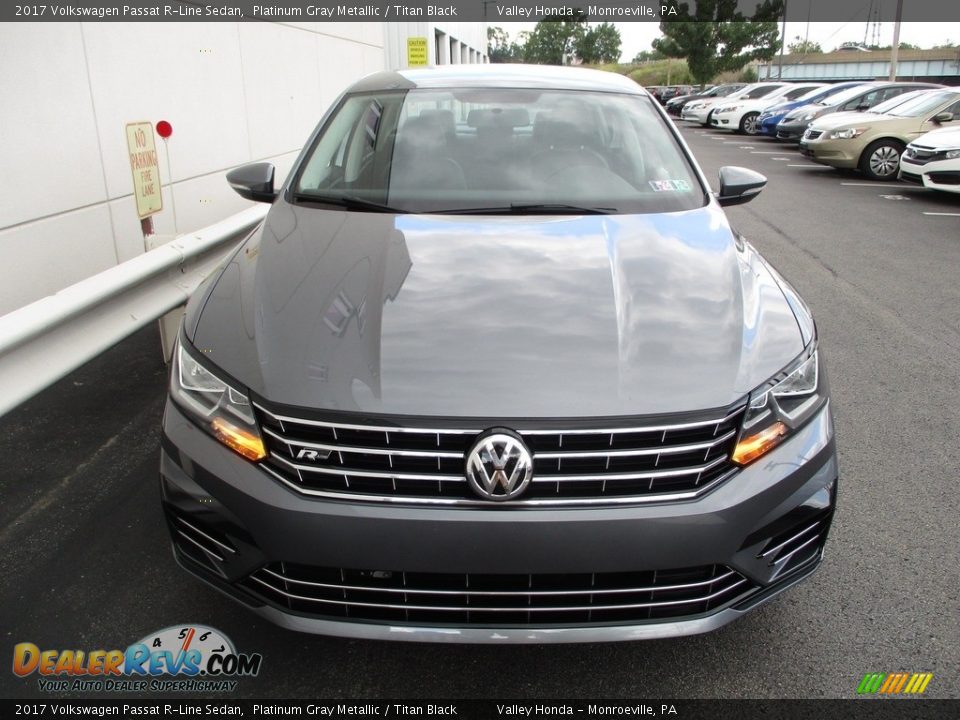 2017 Volkswagen Passat R-Line Sedan Platinum Gray Metallic / Titan Black Photo #8