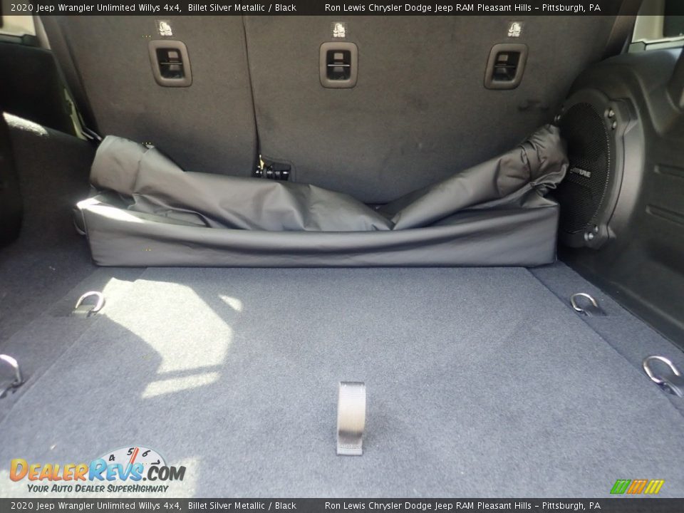 2020 Jeep Wrangler Unlimited Willys 4x4 Billet Silver Metallic / Black Photo #9
