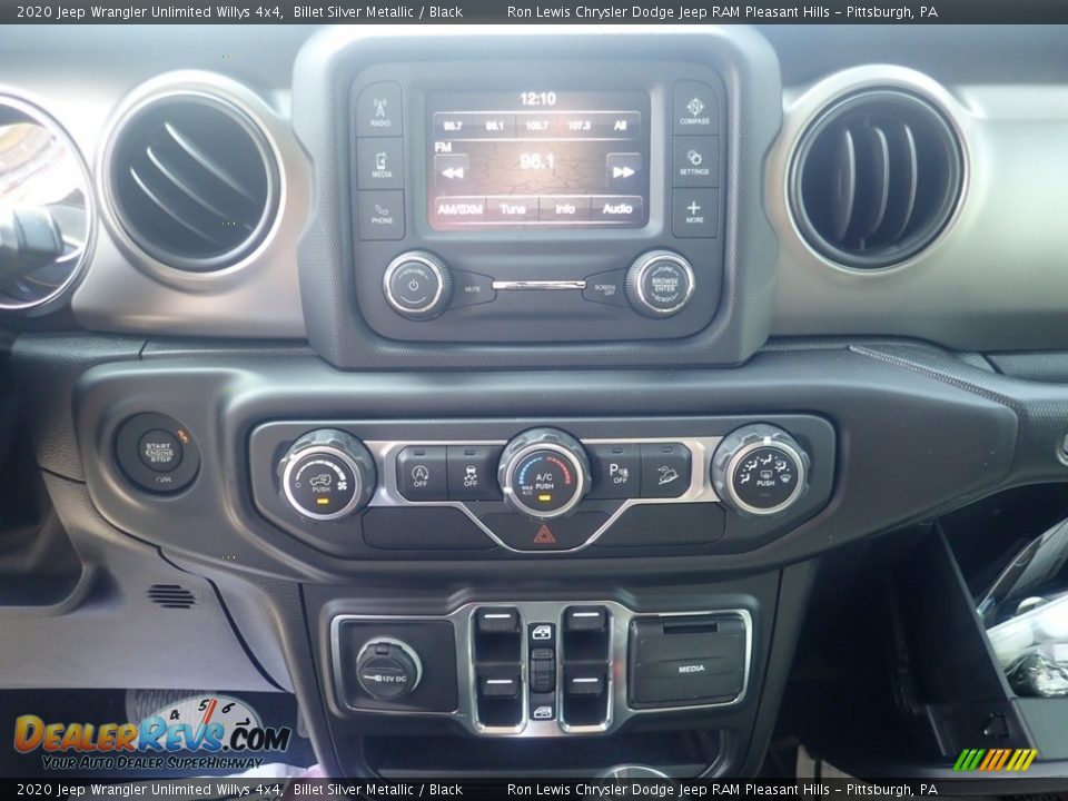 2020 Jeep Wrangler Unlimited Willys 4x4 Billet Silver Metallic / Black Photo #17