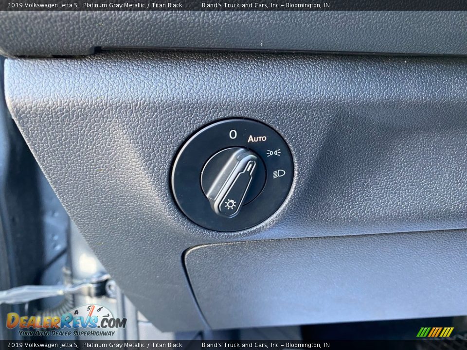 2019 Volkswagen Jetta S Platinum Gray Metallic / Titan Black Photo #21